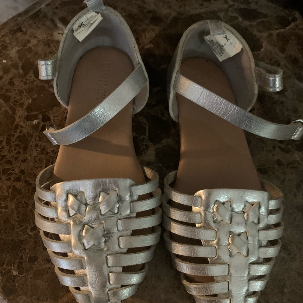 Old navy silver sandals